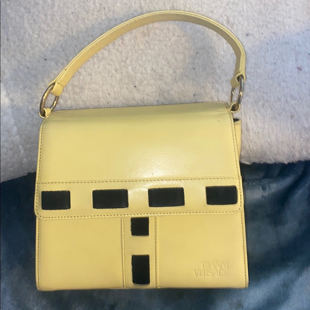 Authentic GIANNI VERSACE VINTAGE LEATHER TOP HANDLE BAG - Picture 1 of 13